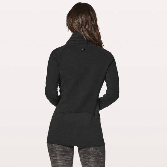 SOLD 🥰🩷: Lululemon Radiant Jacket - Picture 4 of 13